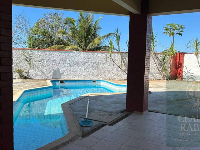 #27 - Casa para Venda em Rio das Ostras - RJ