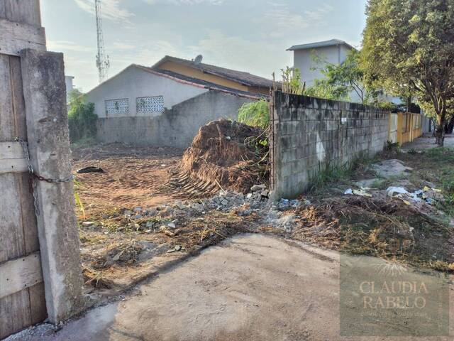 Área para Venda em Rio das Ostras - 2
