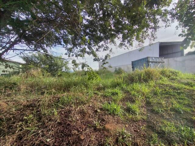Área para Venda em Rio das Ostras - 2