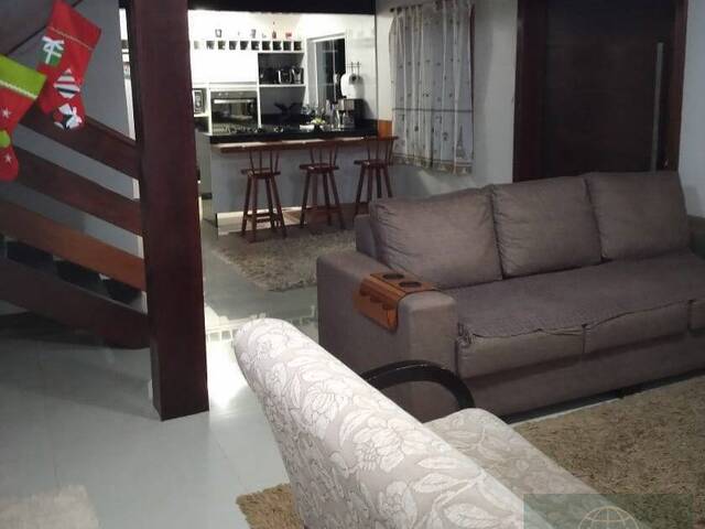 #216 - Casa para Venda em Rio das Ostras - RJ