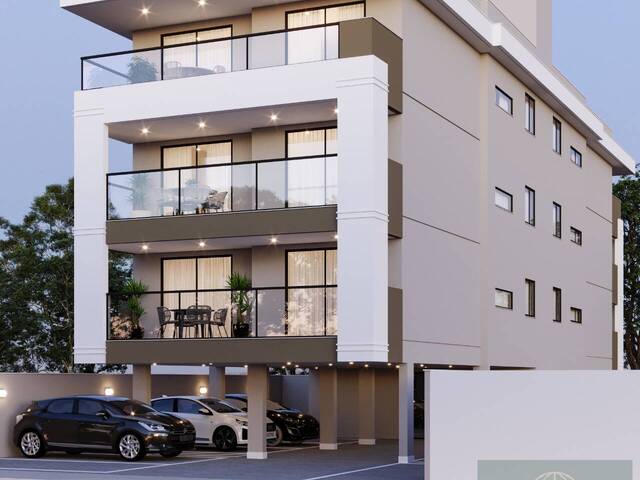 #231 - Apartamento para Venda em Rio das Ostras - RJ