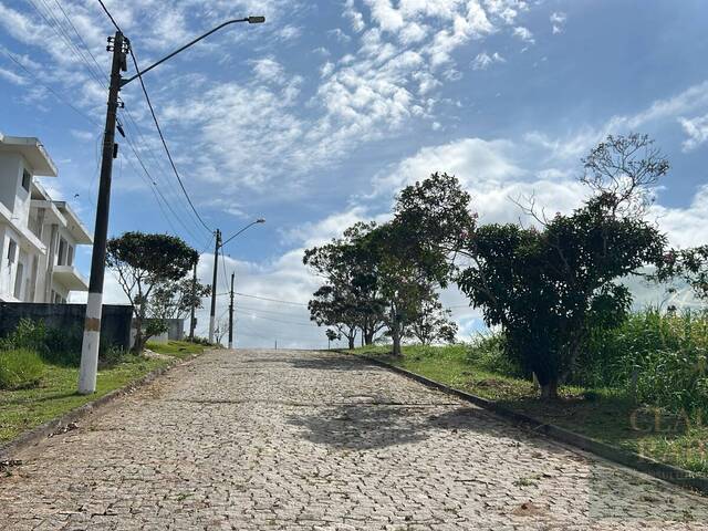 Área para Venda em Rio das Ostras - 4